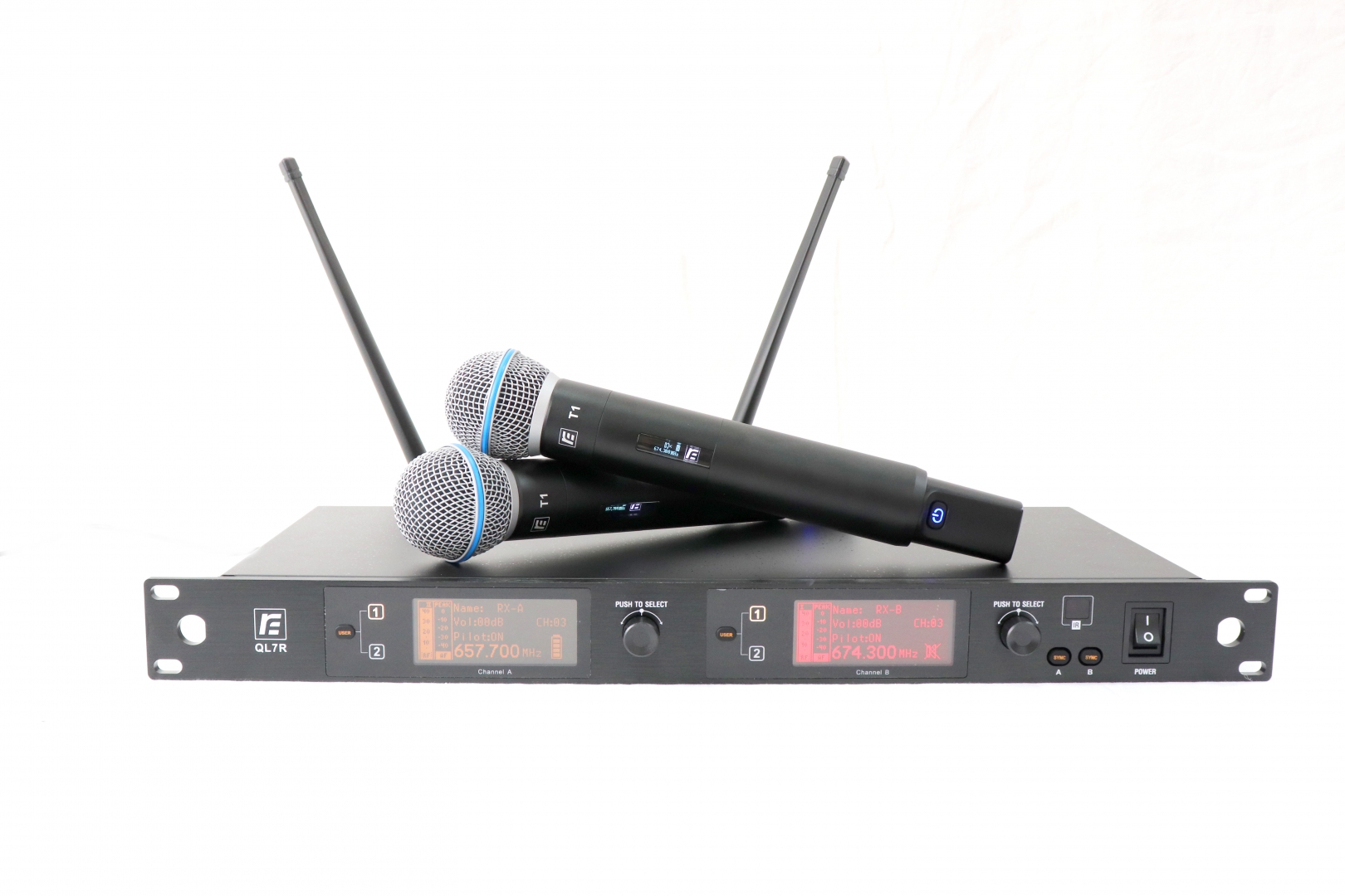 RFIntell QL7R/T1-B 720,500-754,000 МГц 2-канальная радиосистема с 2-мя ручными микрофонами в Ростове-на-Дону